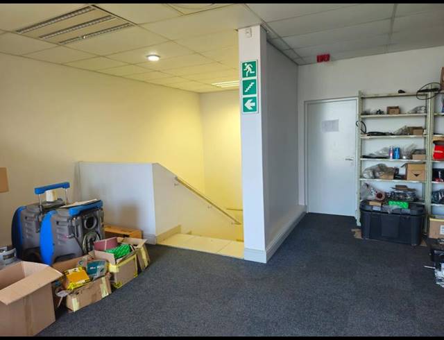 INDUSTRIAL PROPERTY TO RENT IN STIKLAND INDUSTRIAL